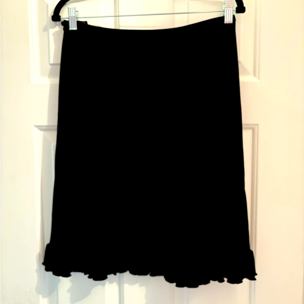 DKNY black ruffle skirt - petite small